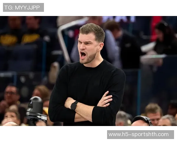 开拓者伤病困扰斯普利特表现尚可难掩球队困境 开拓者伤病困扰斯普利特表现尚可难掩球队困境